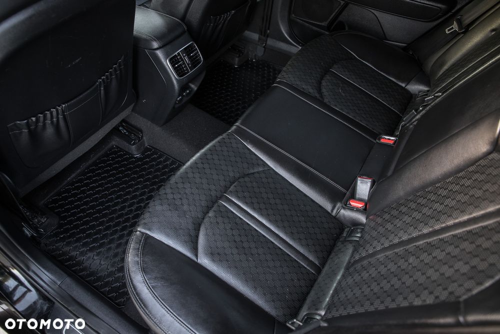 Kia Optima Sportagon 2.0 GDI Attract - 34