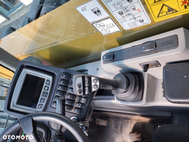 Caterpillar CAT TH 408 - 5