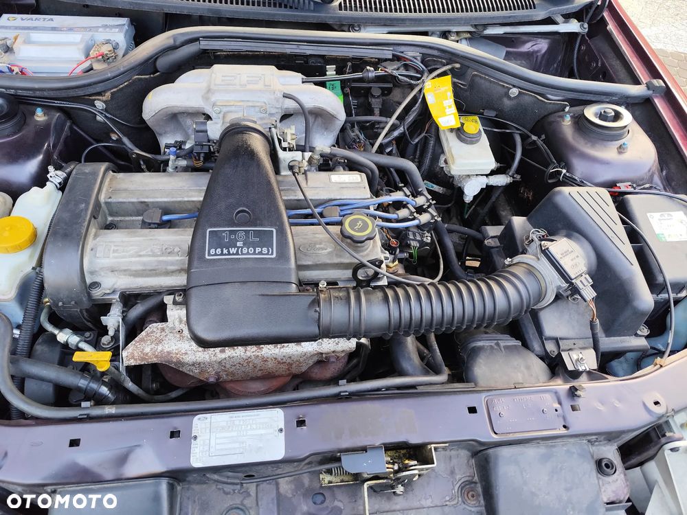 Ford Escort 1.6 Ghia - 3