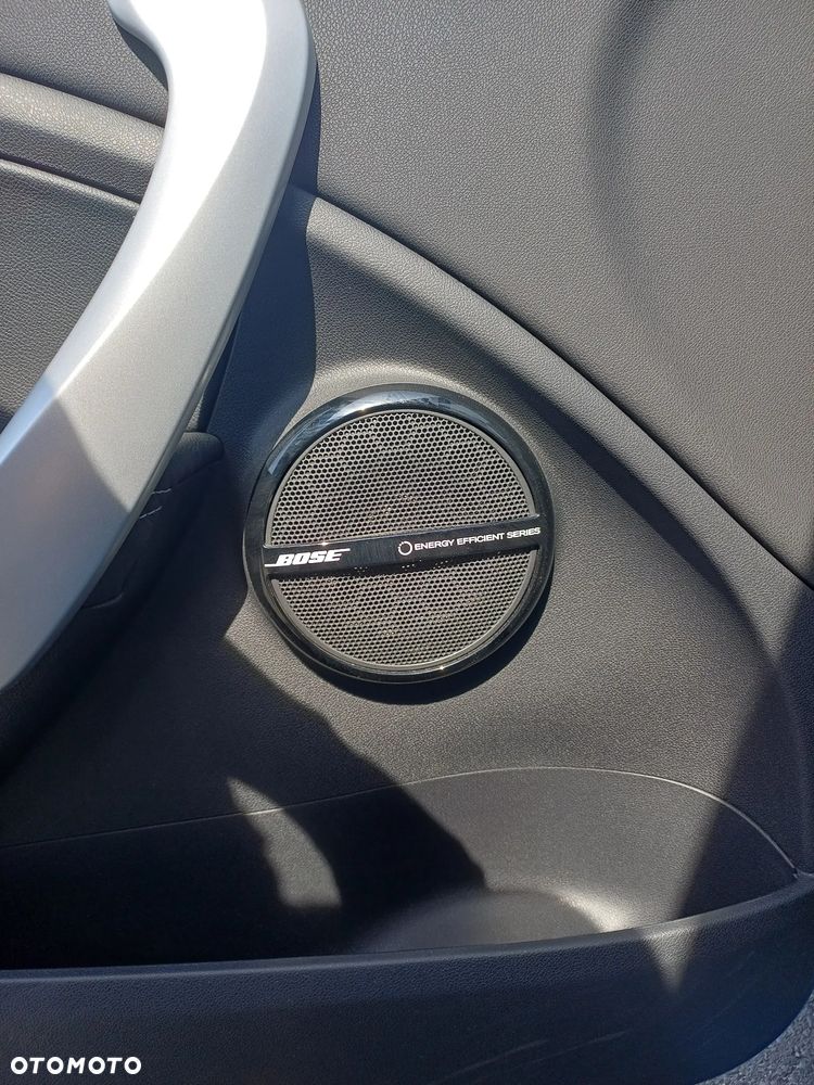 Renault Megane ENERGY TCe 115 Start & Stop Bose Edition - 15