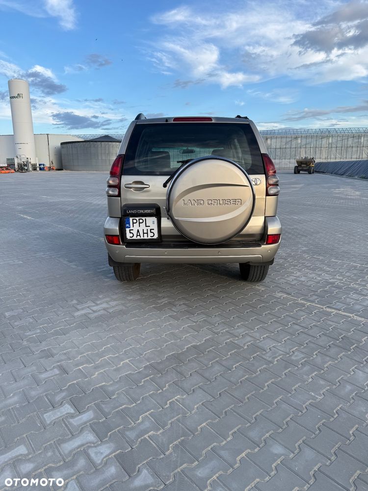 Toyota Land Cruiser 3.0 D Luna Comfort - 4