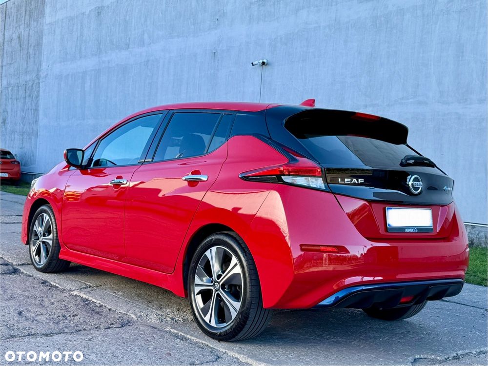 Nissan Leaf - 4