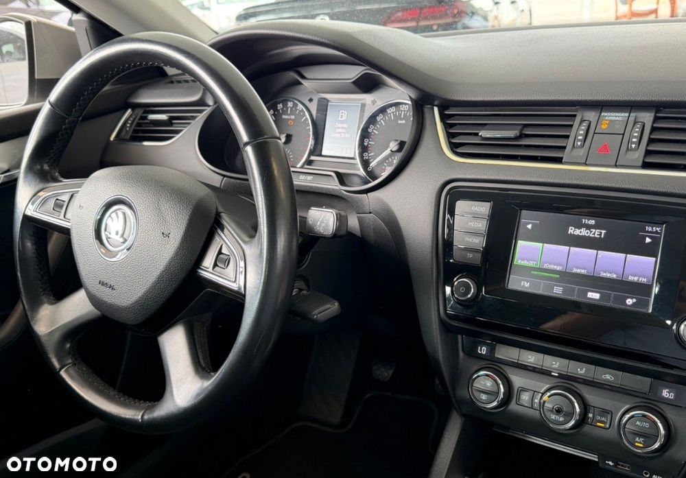 Skoda Octavia 2.0 TDI Style - 10