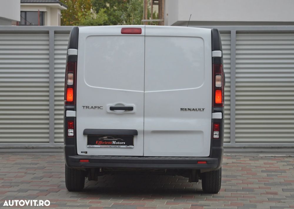 Renault Trafic - 22