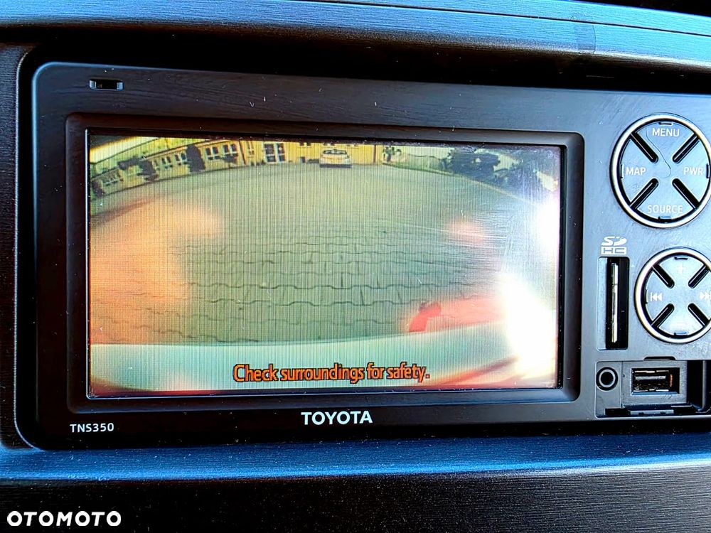 Toyota Avensis - 34