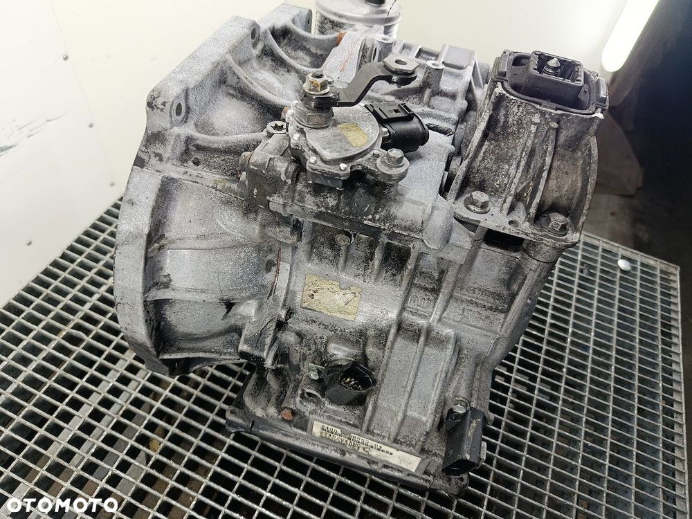 SKRZYNIA BIEGÓW AUTOMAT MINI R56 7565553-04 1.6 HDI - 2