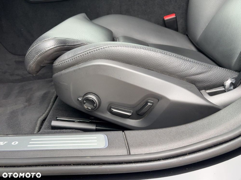 Volvo S90 - 13
