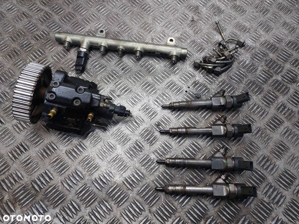 POMPA WTRYSKOWA + WTRYSKIWACZE KOMPLET SCENIC I 1.9 DCI 7700111010 - 1