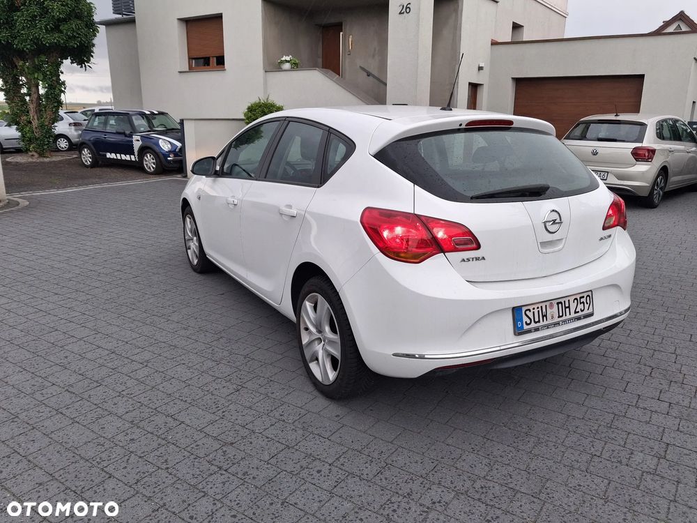 Opel Astra - 3