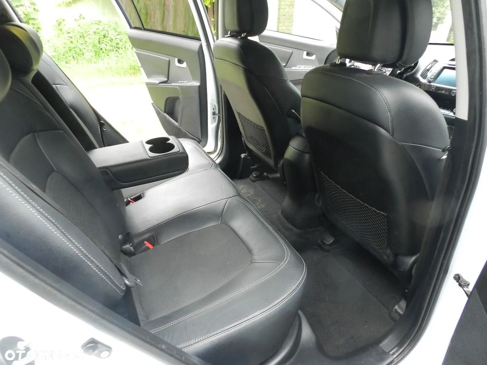 Kia Sportage 2.0 CVVT 4WD Automatik Vision - 16
