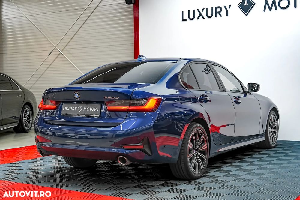 BMW Seria 3 320d Aut. Sport Line - 11