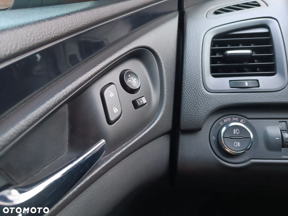 Opel Insignia 2.0 CDTI Cosmo - 35