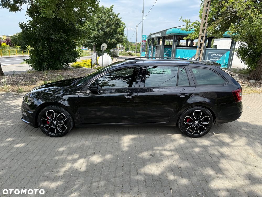 Skoda Octavia 2.0 TDI RS DSG - 4