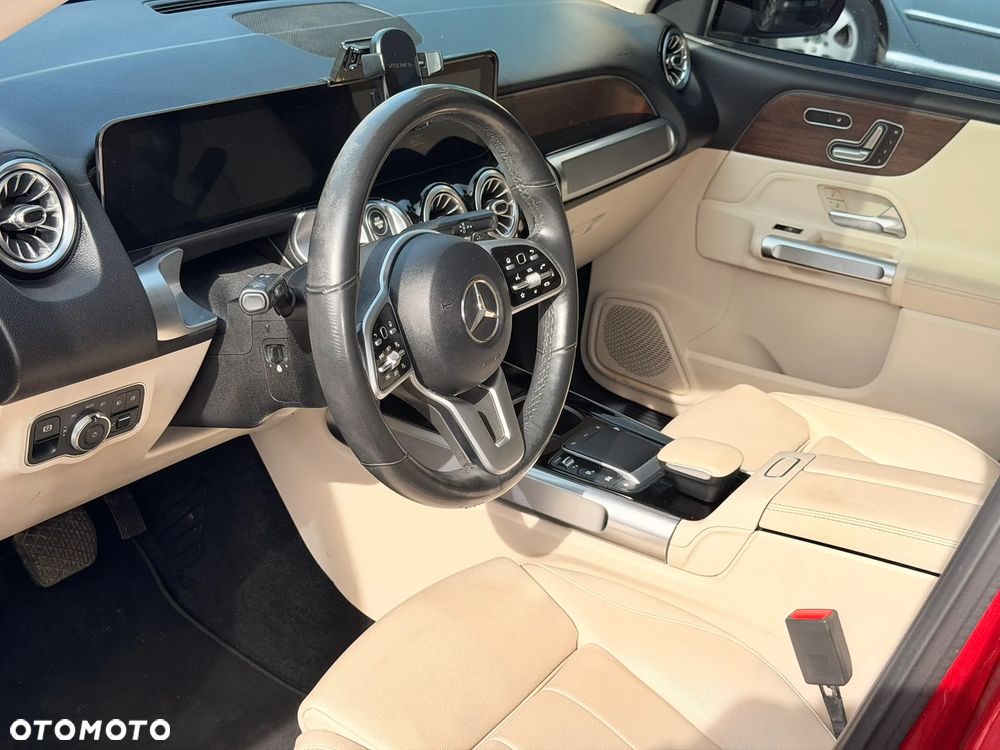 Mercedes-Benz GLB 250 8G-DCT Progressive - 14