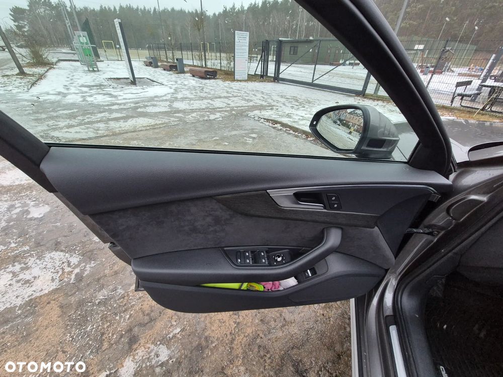 Audi A4 Allroad - 10