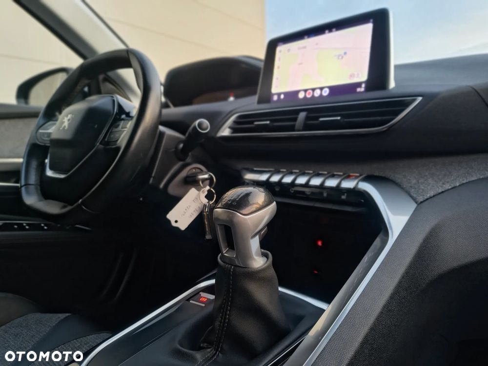 Peugeot 3008 - 14