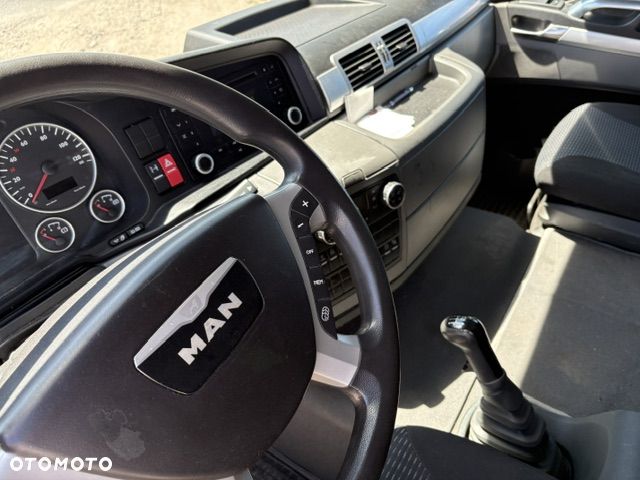 MAN TGL 12 250 POMOC DROGOWA - 21