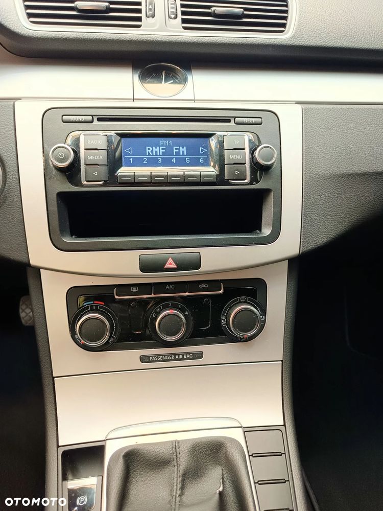 Volkswagen Passat 1.4 TSI BlueMotion Technology Trendline - 22