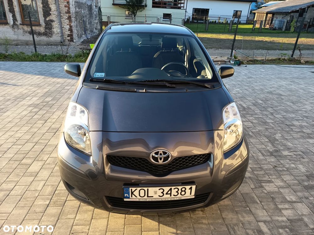 Toyota Yaris 1.0 Entry EU5 - 2