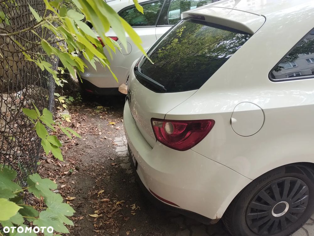 Seat Ibiza SC 1.6 16V Sport - 6