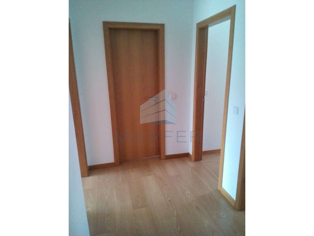 Apartamento T3 - Qta. do Cedro - Grande imagem: 4/13