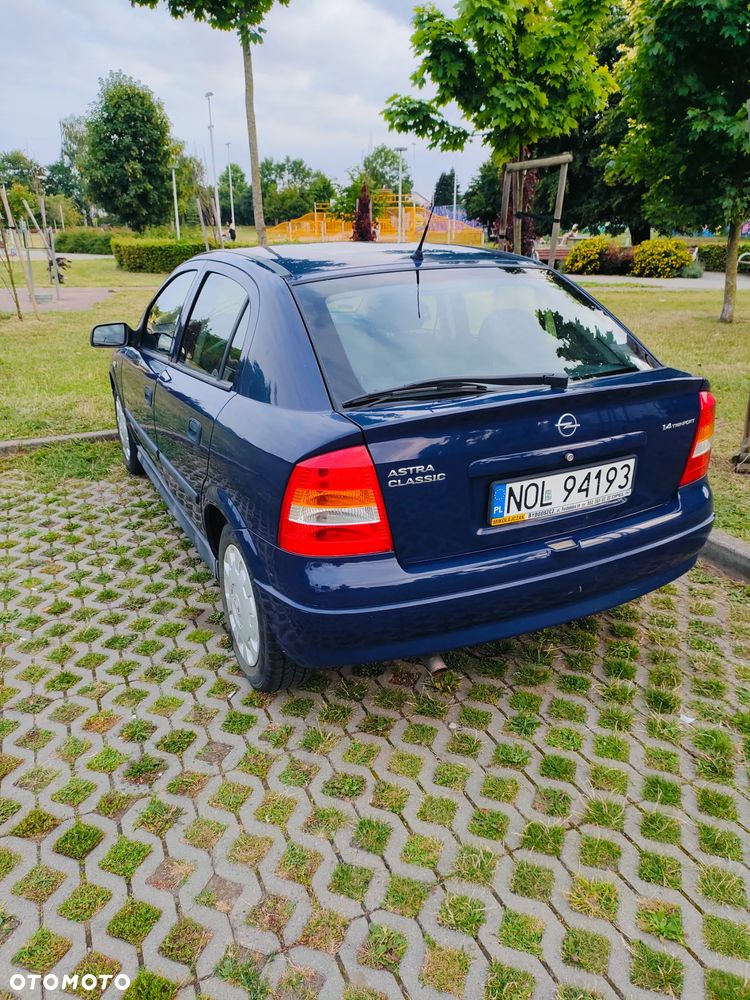 Opel Astra - 3