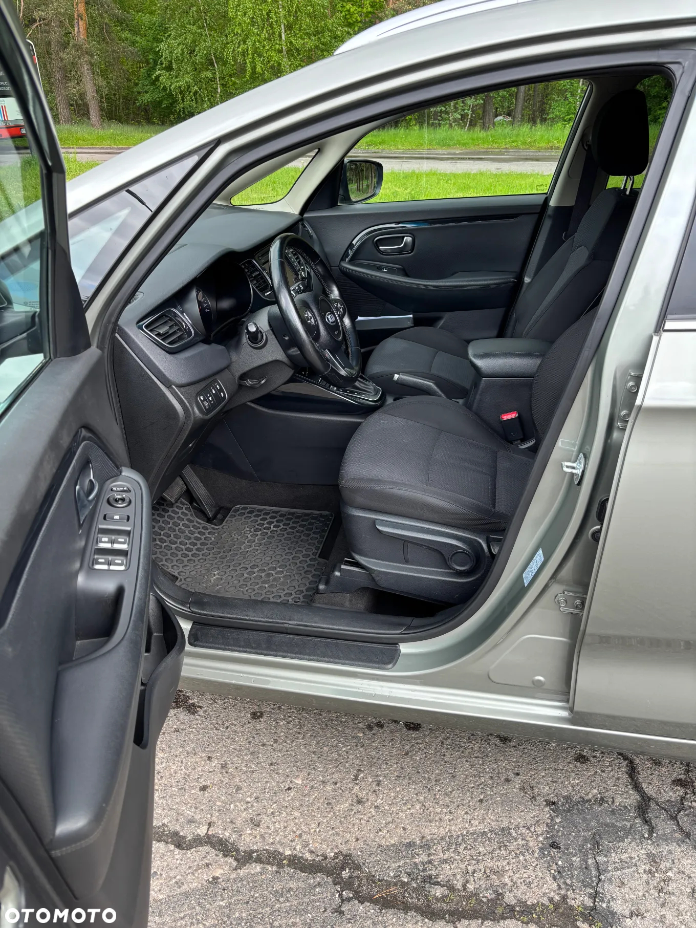 Kia Carens 1.7 CRDi Vision - 15