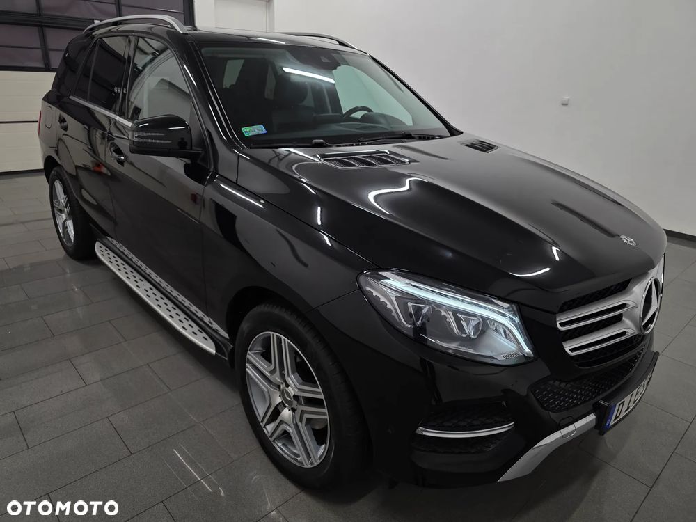 Mercedes-Benz GLE 250 d 4Matic 9G-TRONIC AMG Line - 34