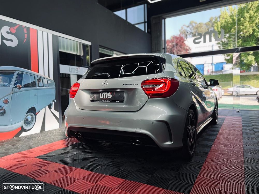 Mercedes-Benz A 180 d AMG Line - 12