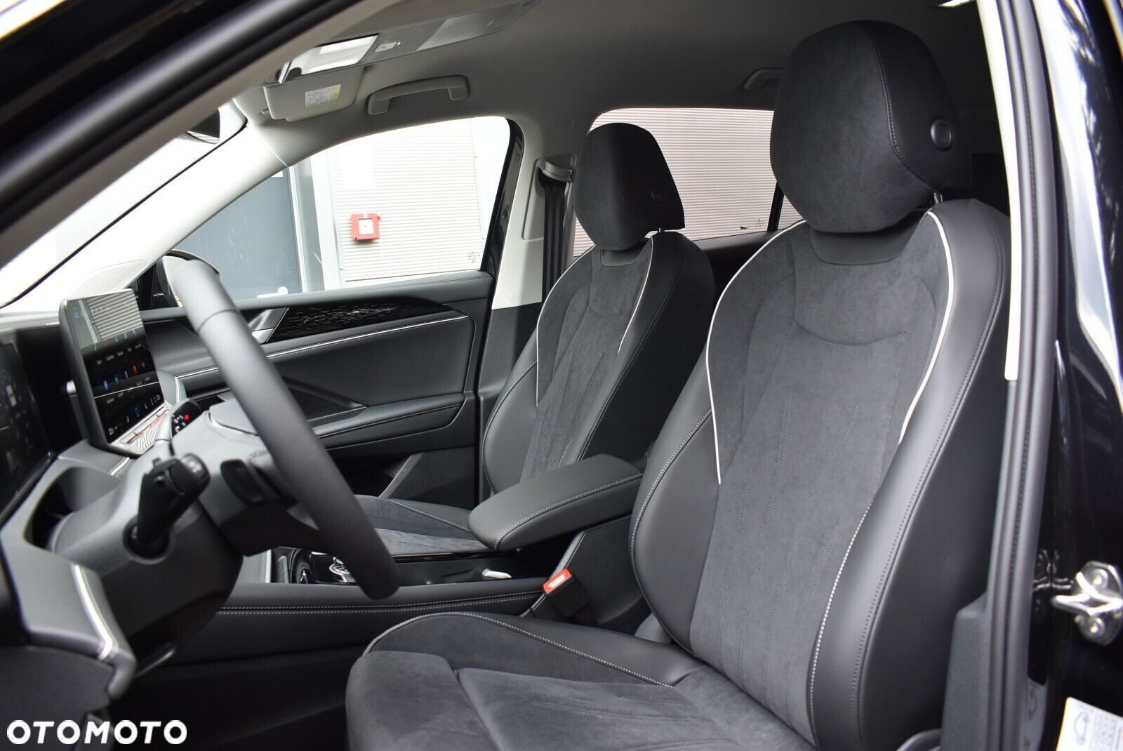 Volkswagen Tiguan 1.5 TSI EVO Elegance DSG - 10