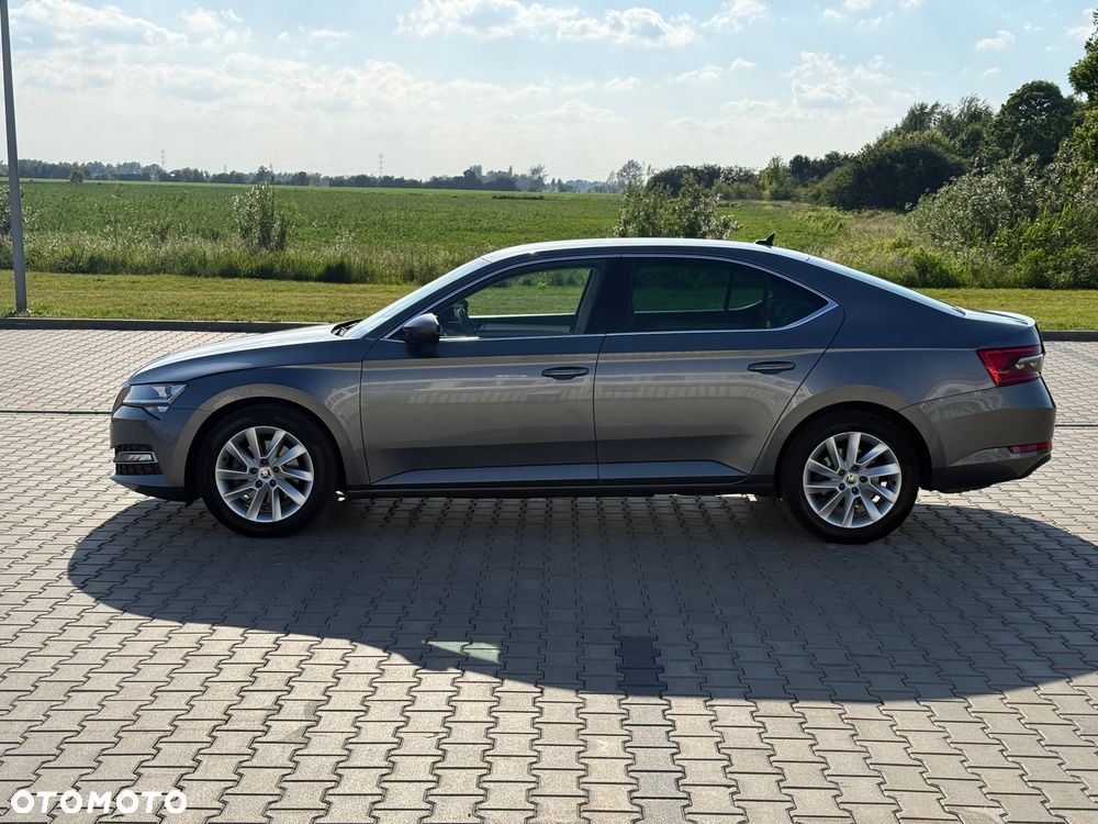 Skoda Superb 2.0 TDI 4x4 DSG Style - 6