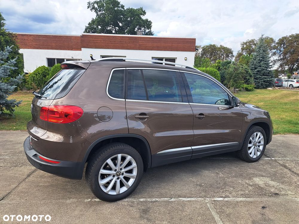 Volkswagen Tiguan 2.0 TDI DPF BlueMotion Technology Exclusive - 10