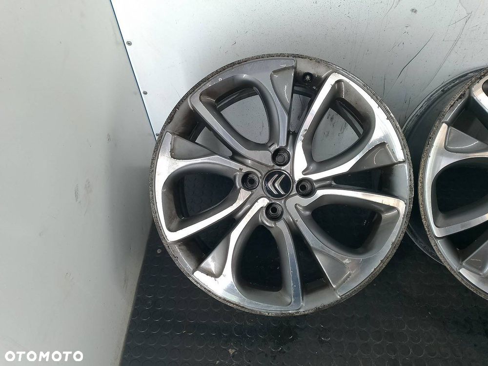 FELGI ALUMINIOWE KOMPLET 18 DS 4 I 9688904377 - 2