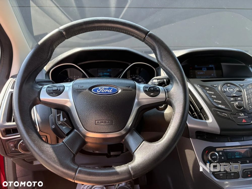 Ford Focus 1.0 EcoBoost Titanium - 9