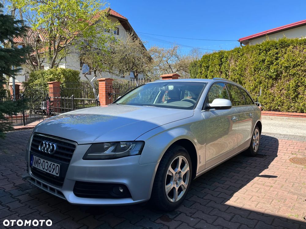 Audi A4 Avant 2.0 TDI DPF Attraction - 2