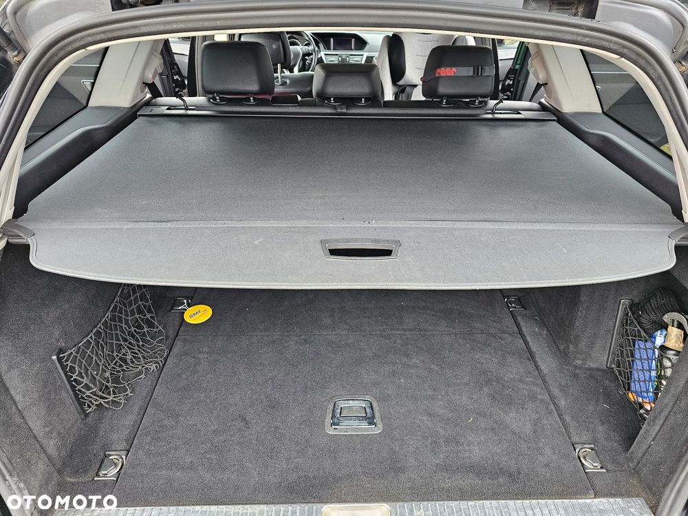 Mercedes-Benz Klasa E 200 CGI BlueEFFICIENCY 7G-TRONIC Avantgarde - 19