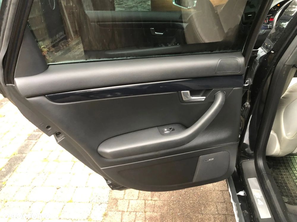 Audi S4 Avant 4.2 Quattro - 13