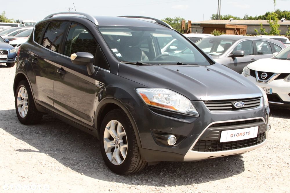 Ford Kuga 2.0 TDCi 2x4 Titanium - 2