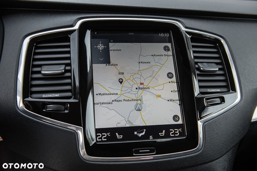 Volvo XC 90 D5 AWD Geartronic Momentum - 22