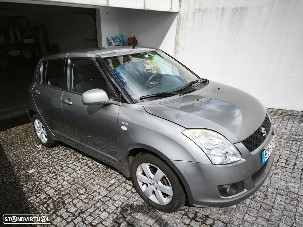 Suzuki Swift 1.3 DDiS GL - 1