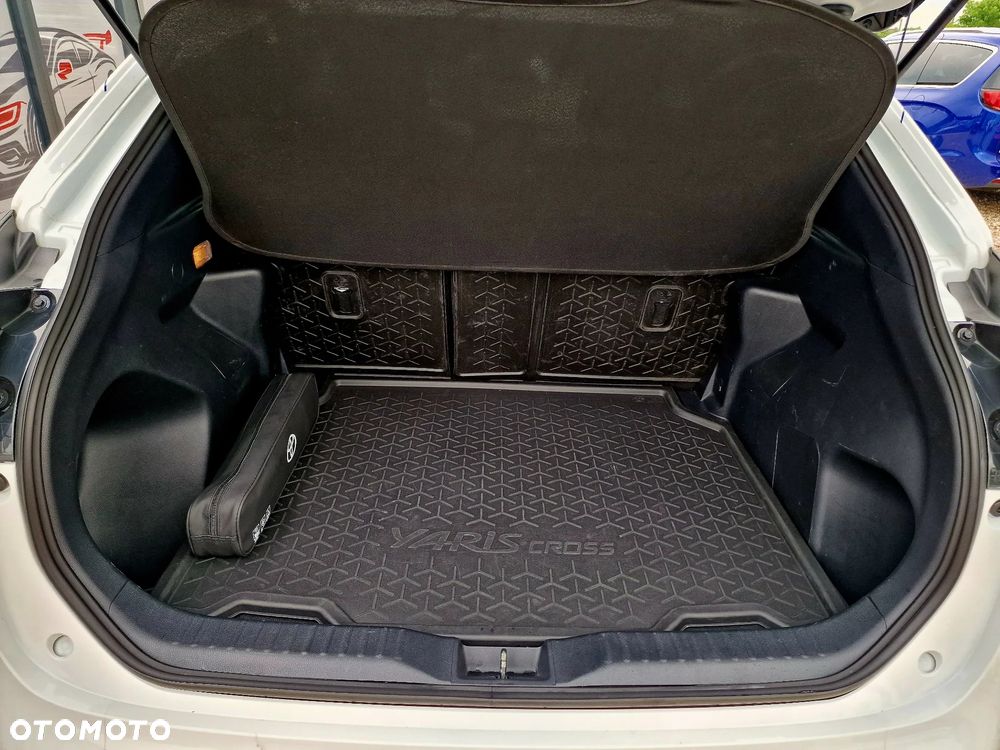 Toyota Yaris Cross 1.5 VVT-i Team Deutschland - 29