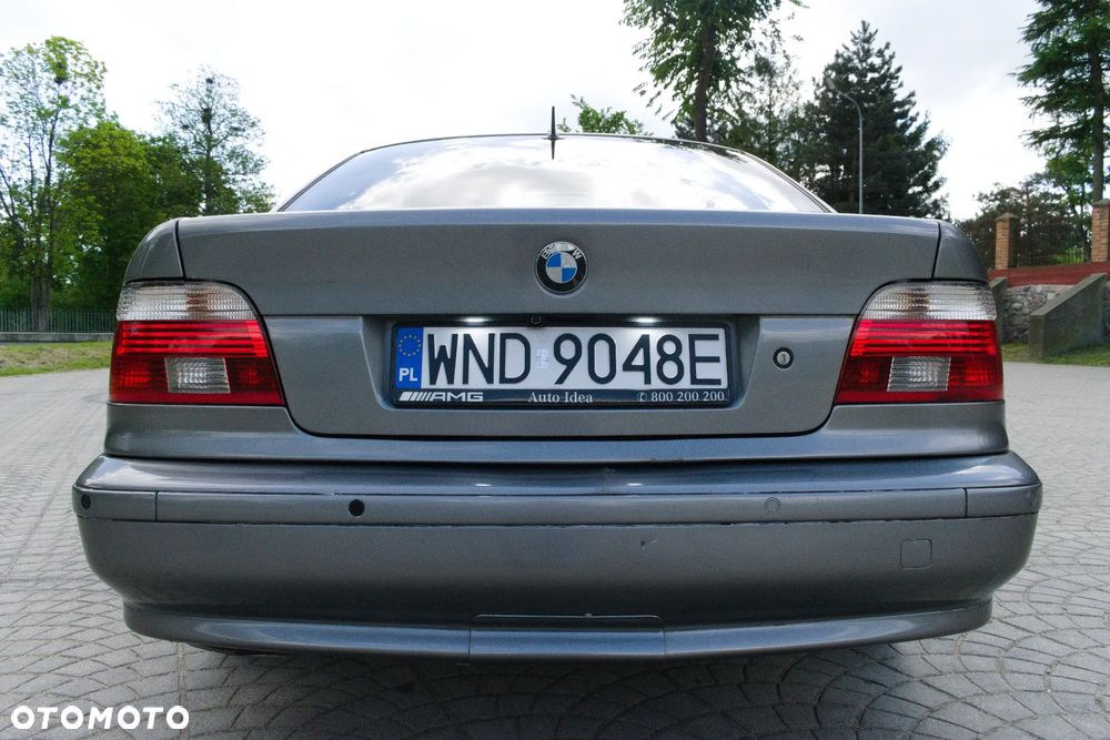 BMW Seria 5 - 12