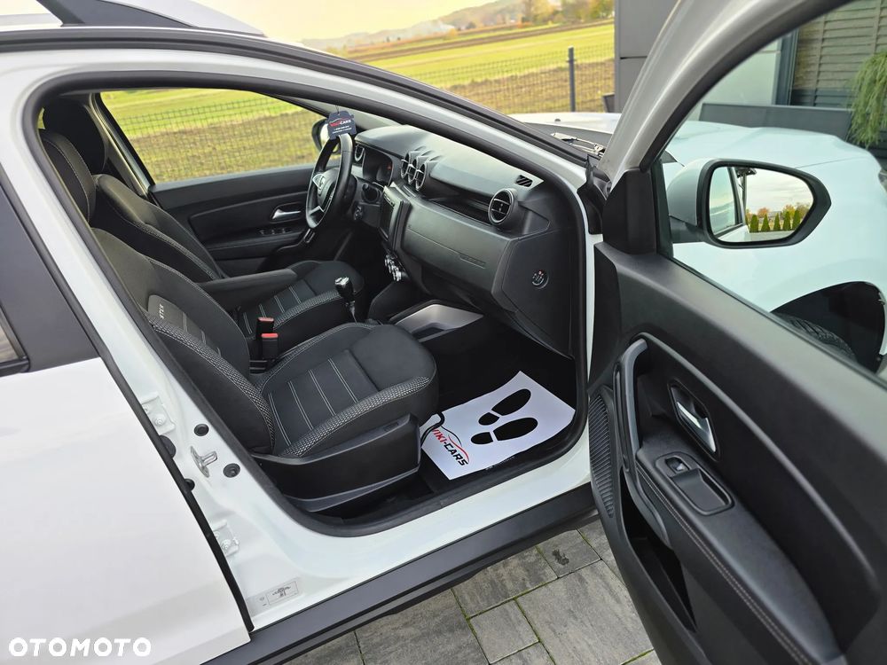 Dacia Duster SCe 115 4x2 Celebration - 16
