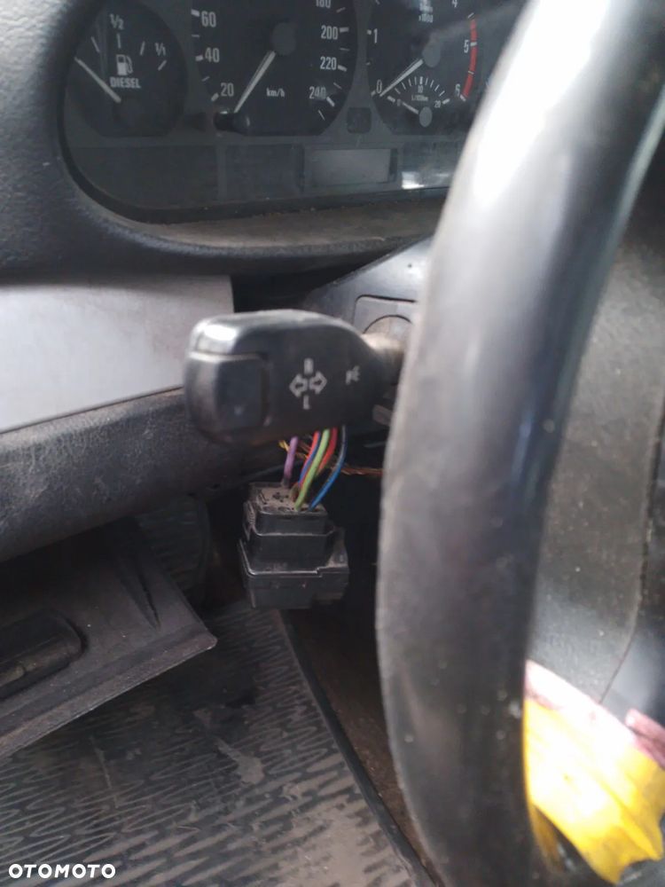 BMW E46 LIFT 01-05 SILNIK M47 D20 TITANSILBER 354/7 - 21