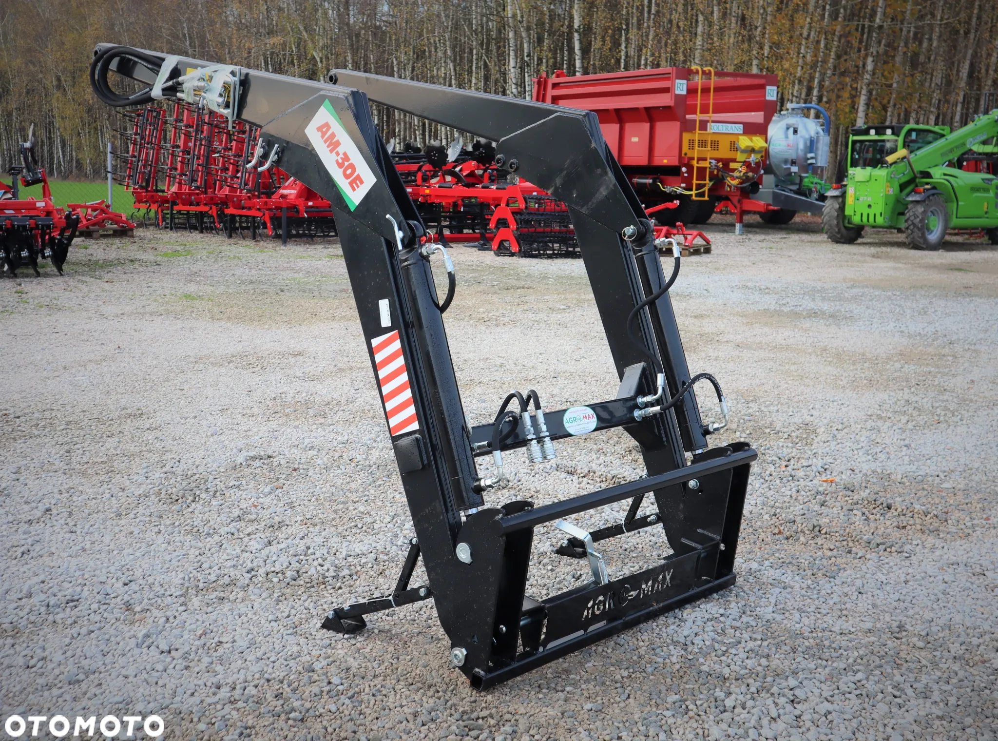 Ładowacz czołowy TUR do ursusa massey ferguson zetora AM30E z Agro-Max - 30