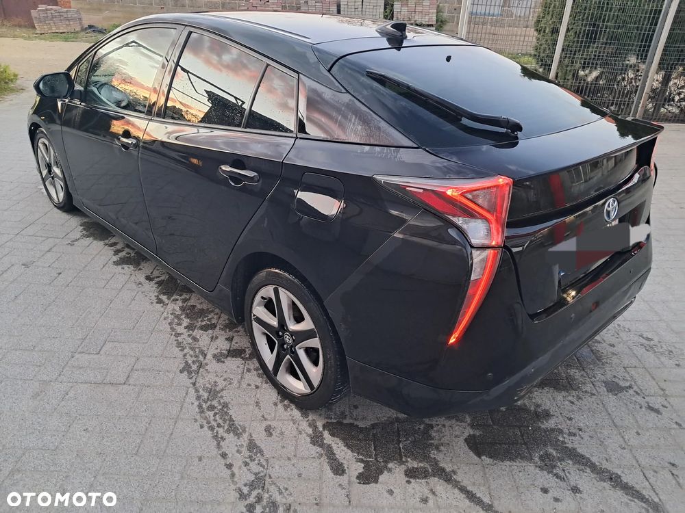 Toyota Prius 1.8 Hybrid Prestige - 2