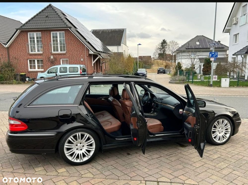Mercedes-Benz Klasa E 320 CDI 4-Matic T Avantgarde - 6