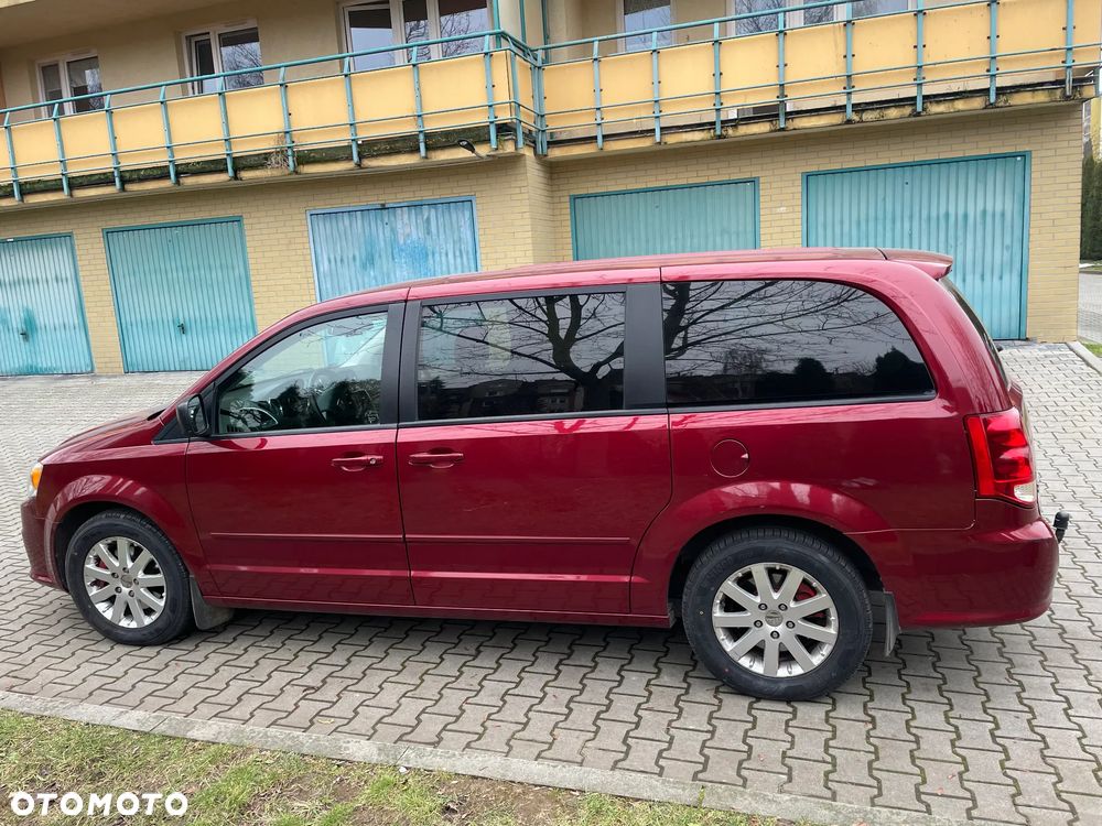 Dodge Caravan - 7