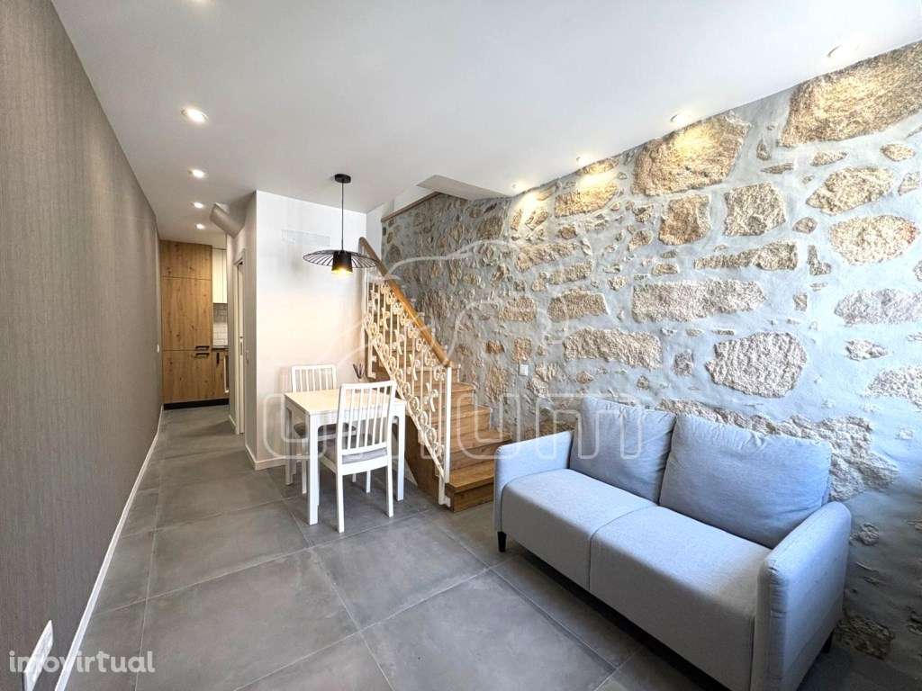 Moradia T2 no centro histórico - Grande imagem: 2/14