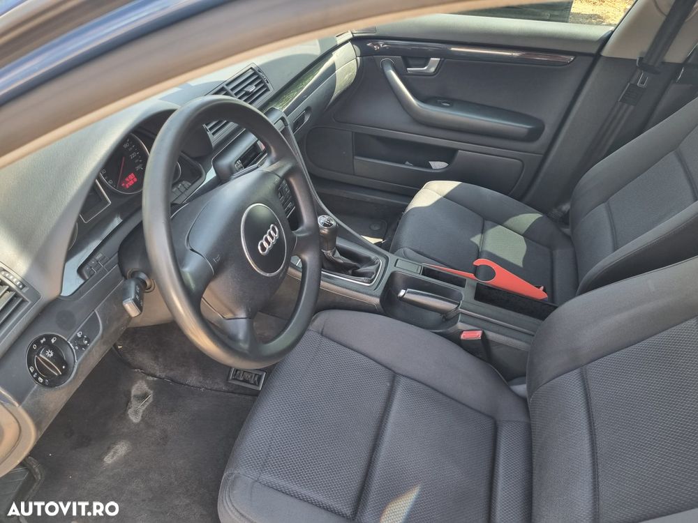 Audi A4 Limuzina - 12